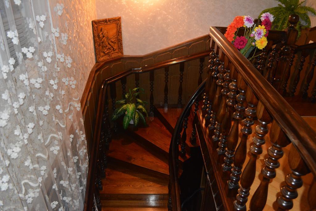 Guesthouse Giorgi Telavi Exterior foto
